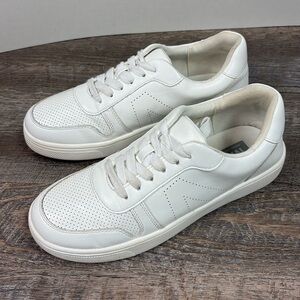 MIA Women’s ALISA Perforated Lace Up Sneakers Size 7